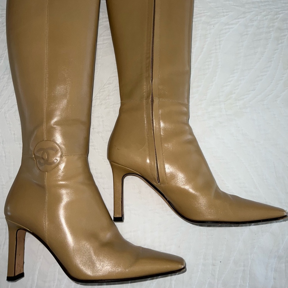 Great condition (with some minor nicks) authentic Chanel Boots.